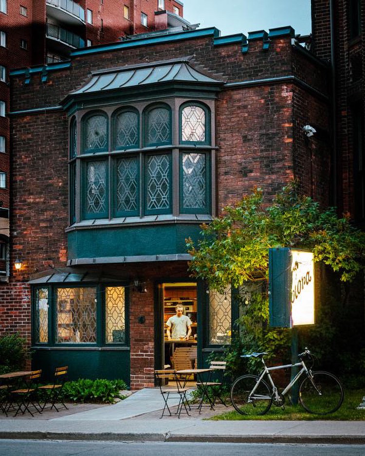 Flora Pizzeria exterior, Hamilton Ontario